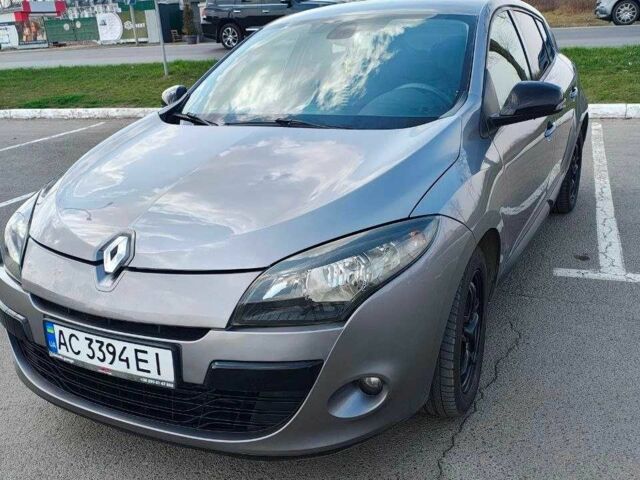 Сірий Рено Меган, об'ємом двигуна 1.5 л та пробігом 301 тис. км за 5800 $, фото 1 на Automoto.ua