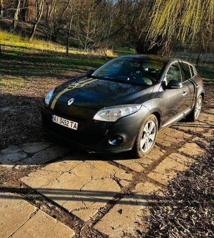Сірий Рено Меган, об'ємом двигуна 1.5 л та пробігом 246 тис. км за 7300 $, фото 1 на Automoto.ua