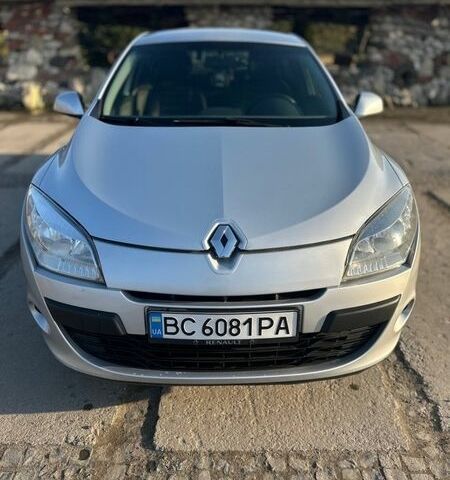 Серый Рено Меган, объемом двигателя 1.5 л и пробегом 180 тыс. км за 6500 $, фото 1 на Automoto.ua