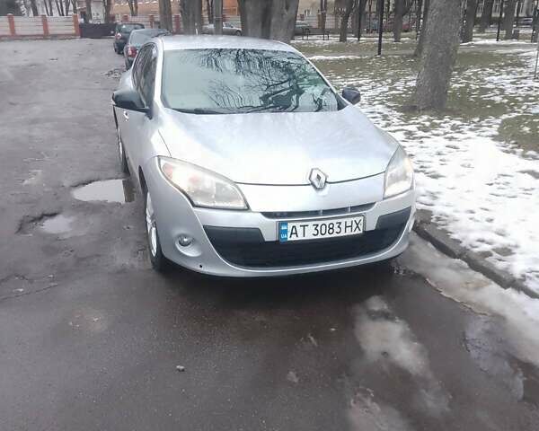 Серый Рено Меган, объемом двигателя 1.46 л и пробегом 291 тыс. км за 6200 $, фото 1 на Automoto.ua