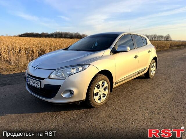 Серый Рено Меган, объемом двигателя 1.5 л и пробегом 220 тыс. км за 6250 $, фото 1 на Automoto.ua