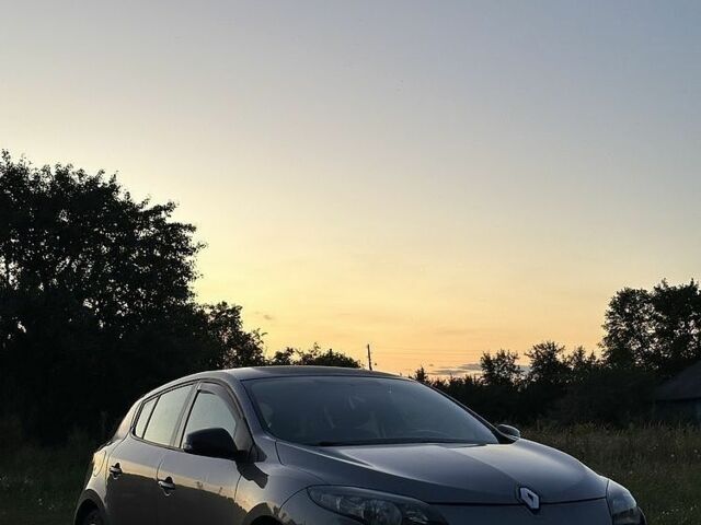 Сірий Рено Меган, об'ємом двигуна 1.5 л та пробігом 380 тис. км за 5500 $, фото 1 на Automoto.ua