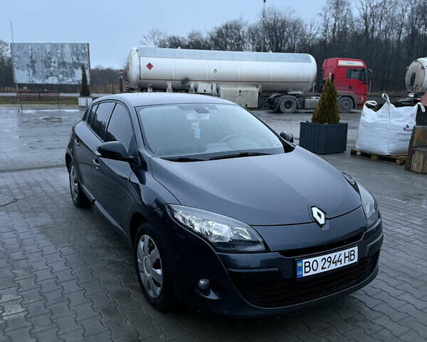 Сірий Рено Меган, об'ємом двигуна 1.4 л та пробігом 178 тис. км за 5700 $, фото 1 на Automoto.ua