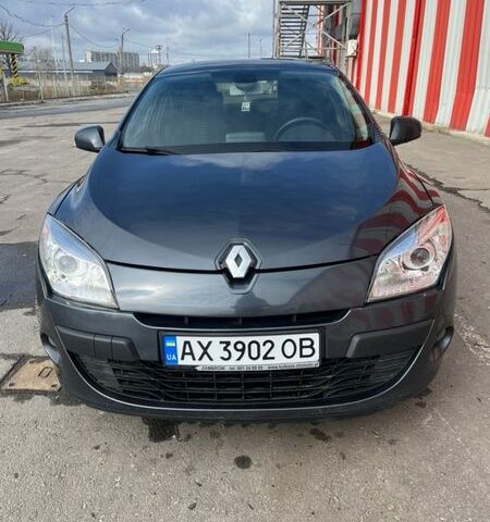 Сірий Рено Меган, об'ємом двигуна 1.5 л та пробігом 303 тис. км за 5900 $, фото 1 на Automoto.ua