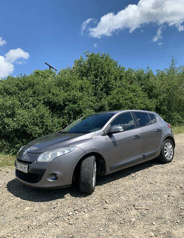 Сірий Рено Меган, об'ємом двигуна 1.46 л та пробігом 248 тис. км за 6500 $, фото 1 на Automoto.ua