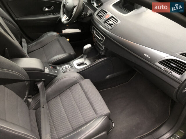 Сірий Рено Меган, об'ємом двигуна 1.5 л та пробігом 320 тис. км за 8500 $, фото 1 на Automoto.ua