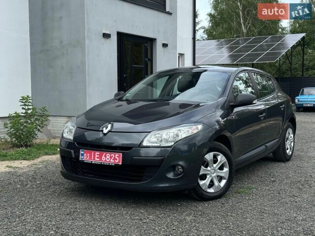 Сірий Рено Меган, об'ємом двигуна 1.6 л та пробігом 206 тис. км за 6600 $, фото 1 на Automoto.ua