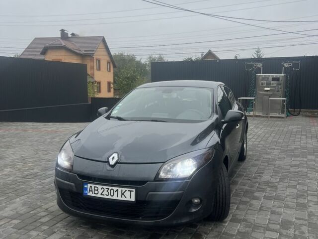 Серый Рено Меган, объемом двигателя 1.5 л и пробегом 307 тыс. км за 7000 $, фото 1 на Automoto.ua