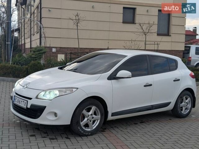 Сірий Рено Меган, об'ємом двигуна 1.46 л та пробігом 259 тис. км за 6500 $, фото 1 на Automoto.ua