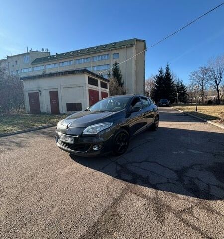 Серый Рено Меган, объемом двигателя 1.5 л и пробегом 176 тыс. км за 7900 $, фото 1 на Automoto.ua