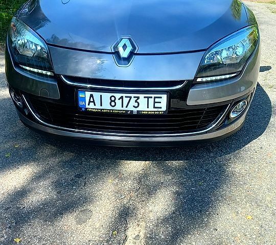 Сірий Рено Меган, об'ємом двигуна 1.5 л та пробігом 190 тис. км за 9000 $, фото 1 на Automoto.ua