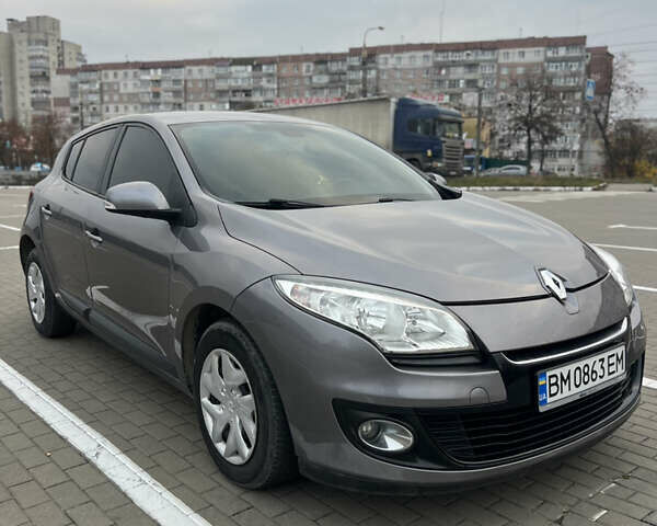Сірий Рено Меган, об'ємом двигуна 1.6 л та пробігом 138 тис. км за 8300 $, фото 1 на Automoto.ua