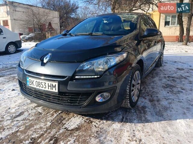 Сірий Рено Меган, об'ємом двигуна 1.5 л та пробігом 205 тис. км за 6950 $, фото 1 на Automoto.ua