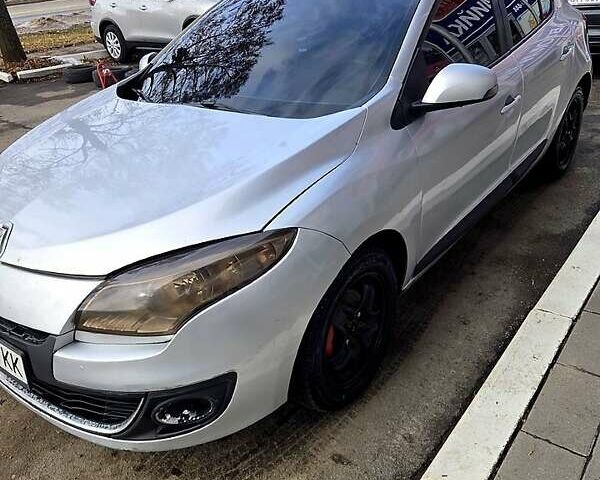 Серый Рено Меган, объемом двигателя 1.5 л и пробегом 344 тыс. км за 6000 $, фото 1 на Automoto.ua