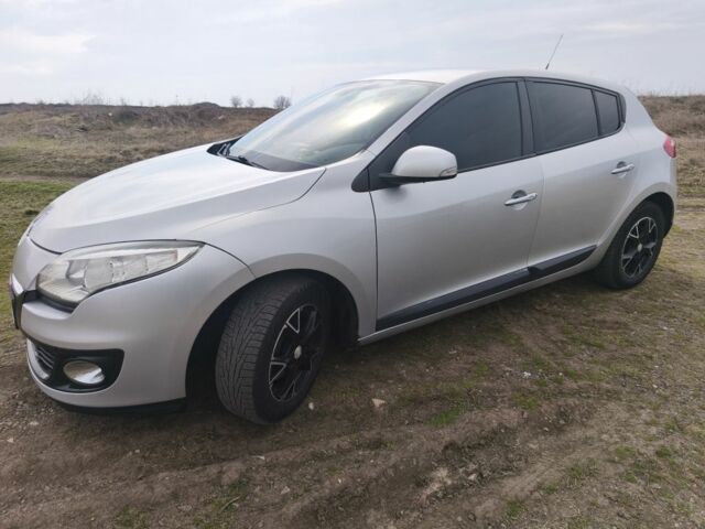 Серый Рено Меган, объемом двигателя 1.5 л и пробегом 278 тыс. км за 6300 $, фото 1 на Automoto.ua