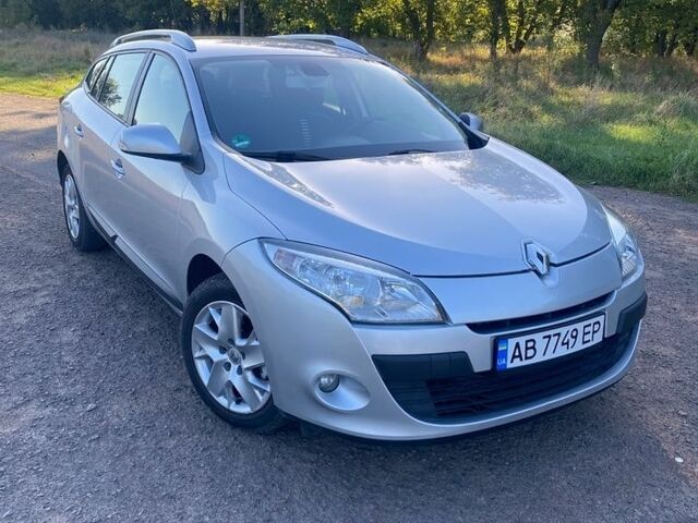 Сірий Рено Меган, об'ємом двигуна 1.5 л та пробігом 278 тис. км за 6900 $, фото 1 на Automoto.ua