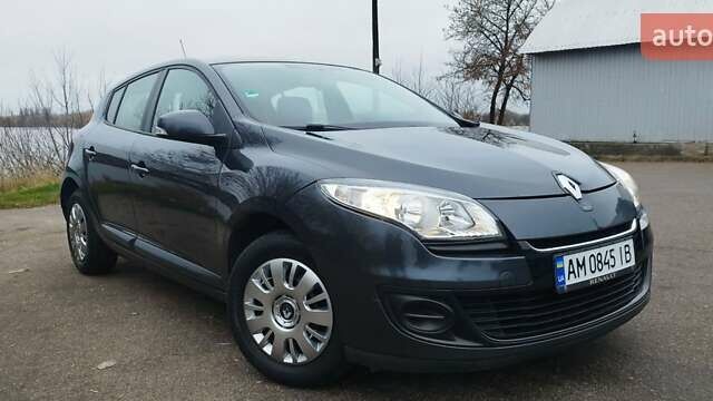 Серый Рено Меган, объемом двигателя 1.6 л и пробегом 190 тыс. км за 6999 $, фото 1 на Automoto.ua