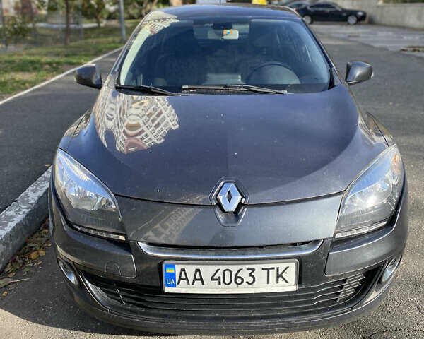 Сірий Рено Меган, об'ємом двигуна 1.2 л та пробігом 165 тис. км за 7200 $, фото 1 на Automoto.ua