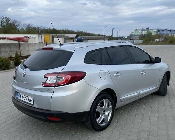 Серый Рено Меган, объемом двигателя 1.5 л и пробегом 270 тыс. км за 8500 $, фото 1 на Automoto.ua
