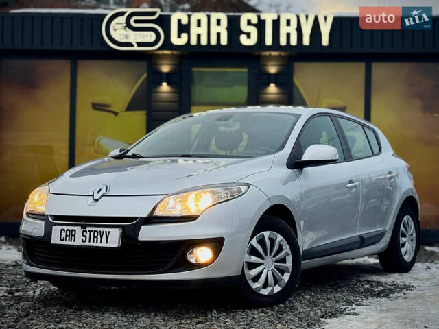 Серый Рено Меган, объемом двигателя 1.5 л и пробегом 249 тыс. км за 6999 $, фото 1 на Automoto.ua