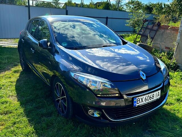 Серый Рено Меган, объемом двигателя 1.5 л и пробегом 26200 тыс. км за 9000 $, фото 1 на Automoto.ua