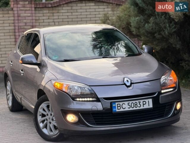 Сірий Рено Меган, об'ємом двигуна 1.5 л та пробігом 276 тис. км за 7400 $, фото 1 на Automoto.ua