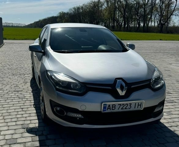 Сірий Рено Меган, об'ємом двигуна 1.46 л та пробігом 238 тис. км за 7300 $, фото 1 на Automoto.ua