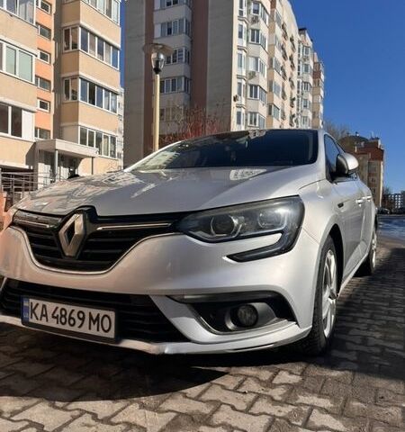Сірий Рено Меган, об'ємом двигуна 1.46 л та пробігом 244 тис. км за 13000 $, фото 1 на Automoto.ua