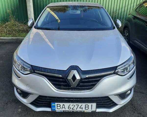 Серый Рено Меган, объемом двигателя 1.6 л и пробегом 94 тыс. км за 15500 $, фото 1 на Automoto.ua
