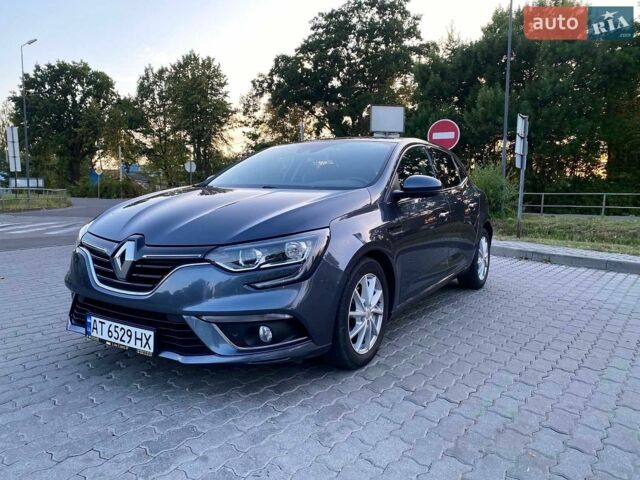 Сірий Рено Меган, об'ємом двигуна 1.46 л та пробігом 260 тис. км за 10900 $, фото 1 на Automoto.ua