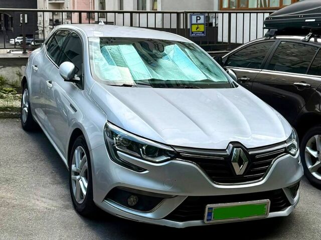 Сірий Рено Меган, об'ємом двигуна 1.5 л та пробігом 184 тис. км за 13500 $, фото 1 на Automoto.ua