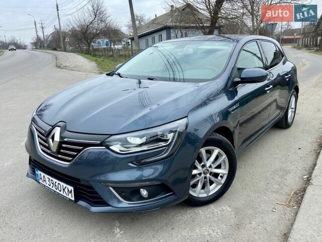 Серый Рено Меган, объемом двигателя 1.46 л и пробегом 93 тыс. км за 14850 $, фото 1 на Automoto.ua