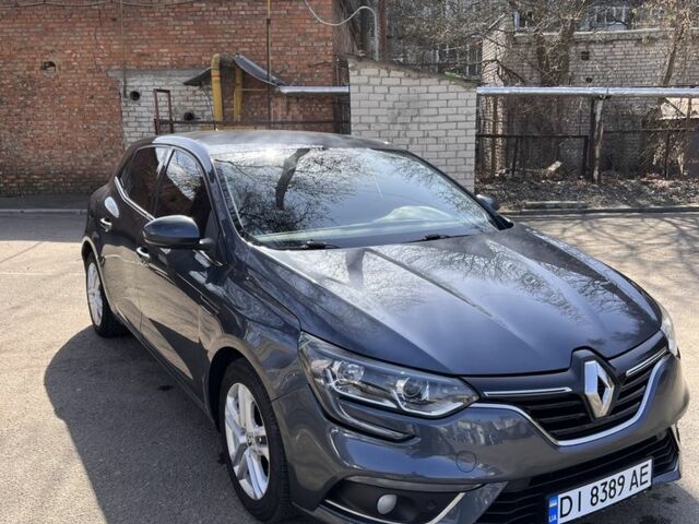 Серый Рено Меган, объемом двигателя 1.5 л и пробегом 199 тыс. км за 11900 $, фото 1 на Automoto.ua