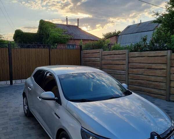 Серый Рено Меган, объемом двигателя 1.46 л и пробегом 190 тыс. км за 12700 $, фото 1 на Automoto.ua