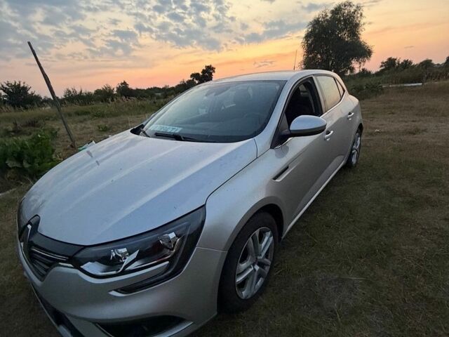 Сірий Рено Меган, об'ємом двигуна 1.5 л та пробігом 172 тис. км за 13500 $, фото 1 на Automoto.ua