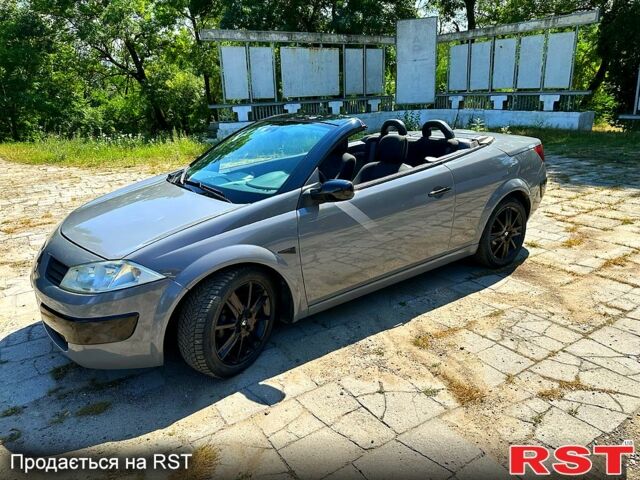 Сірий Рено Меган, об'ємом двигуна 1.9 л та пробігом 193 тис. км за 4300 $, фото 1 на Automoto.ua