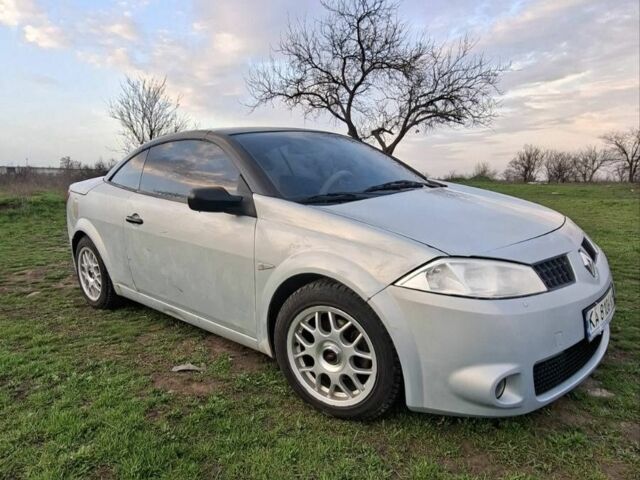 Сірий Рено Меган, об'ємом двигуна 1.6 л та пробігом 210 тис. км за 3400 $, фото 1 на Automoto.ua