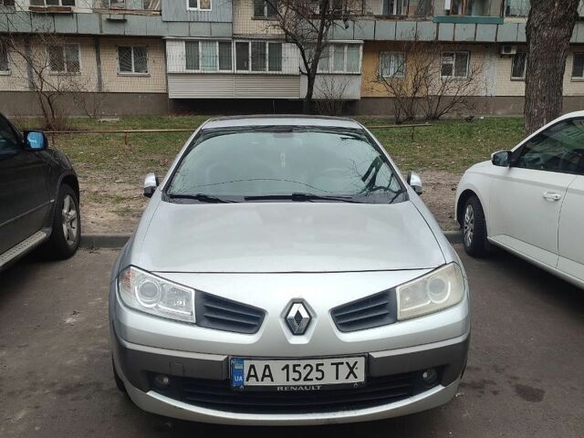 Сірий Рено Меган, об'ємом двигуна 2 л та пробігом 189 тис. км за 4500 $, фото 1 на Automoto.ua