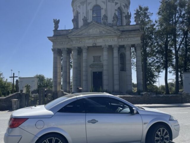 Серый Рено Меган, объемом двигателя 1.6 л и пробегом 290 тыс. км за 5900 $, фото 1 на Automoto.ua