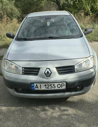 Серый Рено Меган, объемом двигателя 1.6 л и пробегом 195 тыс. км за 3100 $, фото 1 на Automoto.ua