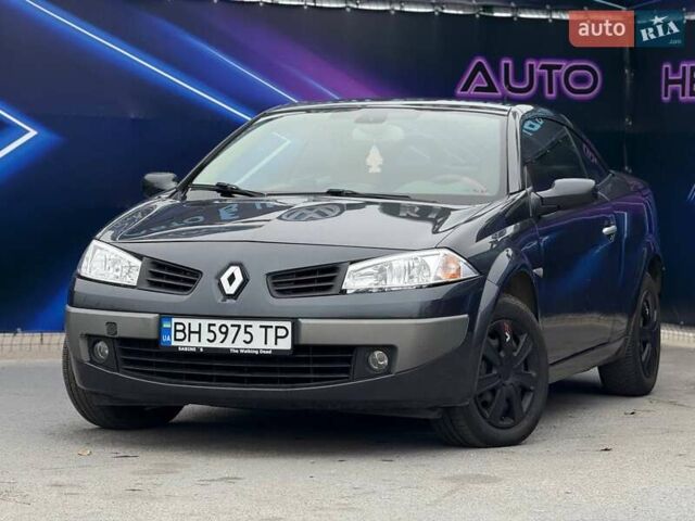 Серый Рено Меган, объемом двигателя 1.6 л и пробегом 170 тыс. км за 4599 $, фото 1 на Automoto.ua