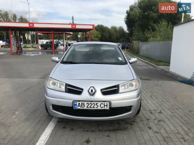 Сірий Рено Меган, об'ємом двигуна 1.6 л та пробігом 270 тис. км за 3500 $, фото 1 на Automoto.ua