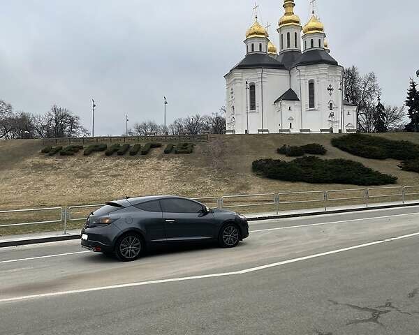 Серый Рено Меган, объемом двигателя 1.5 л и пробегом 200 тыс. км за 8500 $, фото 1 на Automoto.ua