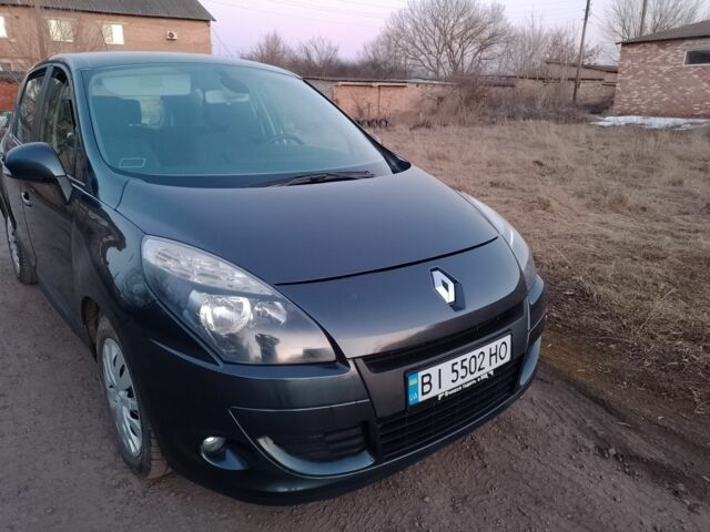 Сірий Рено Меган, об'ємом двигуна 1.5 л та пробігом 265 тис. км за 7177 $, фото 1 на Automoto.ua