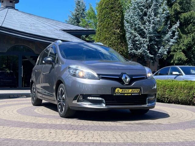 Сірий Рено Меган, об'ємом двигуна 1.5 л та пробігом 274 тис. км за 10190 $, фото 1 на Automoto.ua