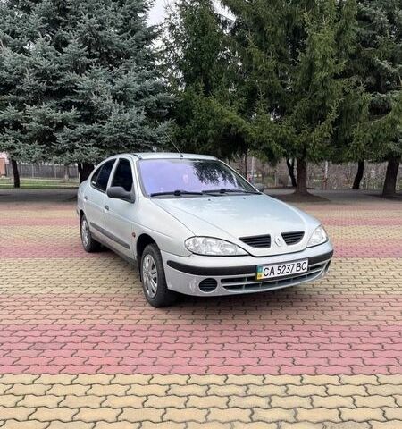 Сірий Рено Меган, об'ємом двигуна 1.4 л та пробігом 245 тис. км за 3200 $, фото 1 на Automoto.ua