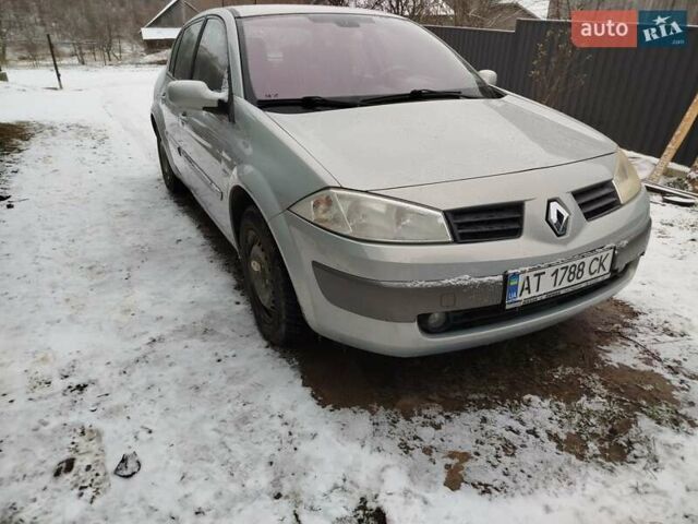 Сірий Рено Меган, об'ємом двигуна 1.6 л та пробігом 320 тис. км за 4100 $, фото 1 на Automoto.ua