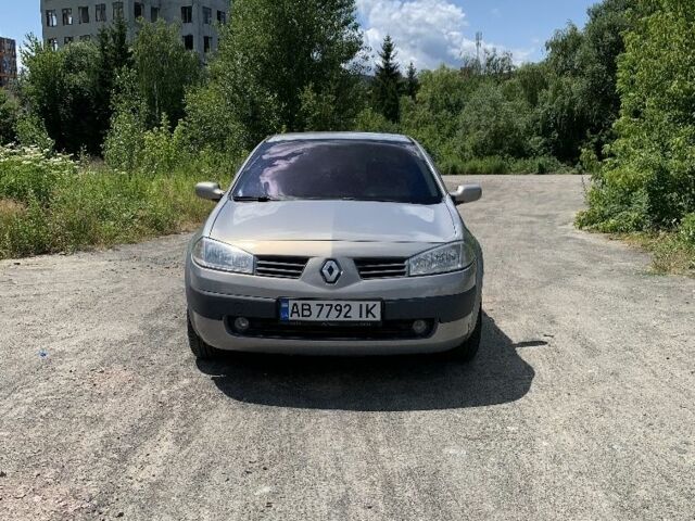 Сірий Рено Меган, об'ємом двигуна 1.6 л та пробігом 236 тис. км за 3326 $, фото 1 на Automoto.ua