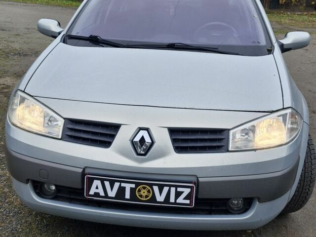 Сірий Рено Меган, об'ємом двигуна 2 л та пробігом 224 тис. км за 5300 $, фото 1 на Automoto.ua