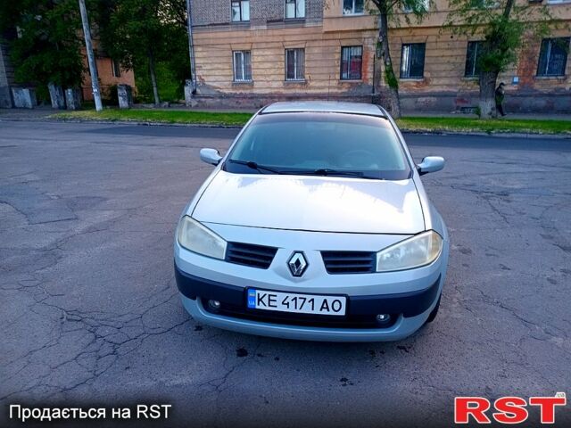 Серый Рено Меган, объемом двигателя 1.6 л и пробегом 231 тыс. км за 4000 $, фото 1 на Automoto.ua